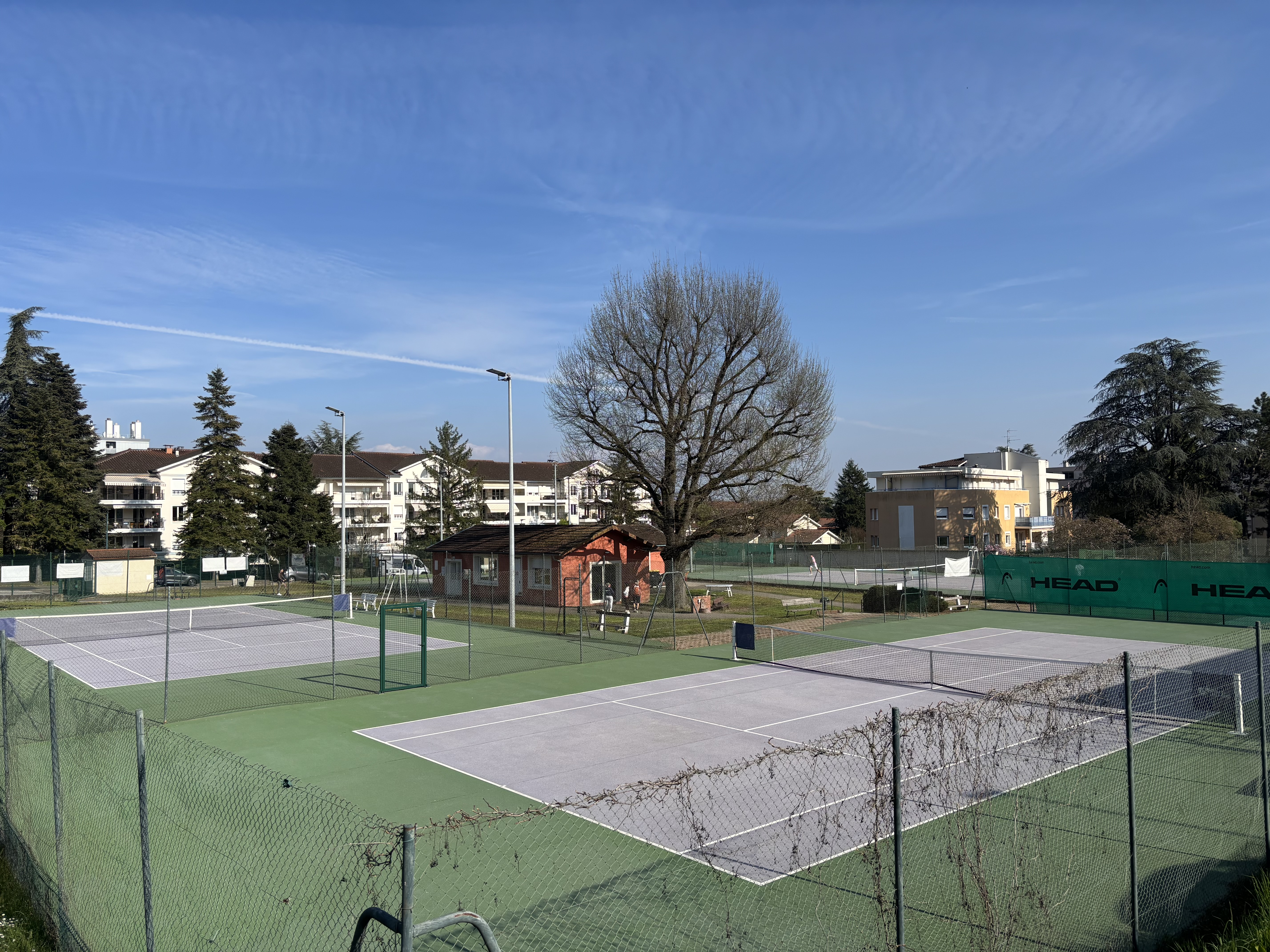 Vue panoramique de Miribel - Club Padel Côtière